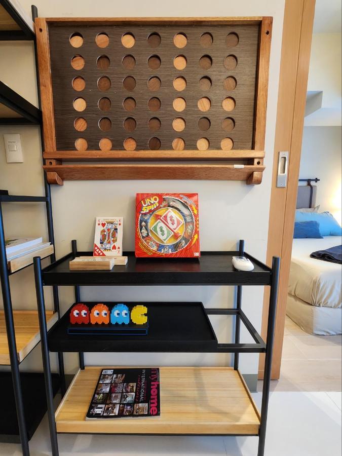 Spacious 7U Homey Unit Steps Away From Uptown Mall And Mitsukoshi Mall Free Parking With Washer Manila Kültér fotó